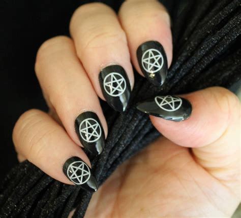 Witchcraft nails north providence